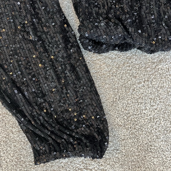 H&M Cropped Sequin Crop Top Size XS - Picture 6 of 6